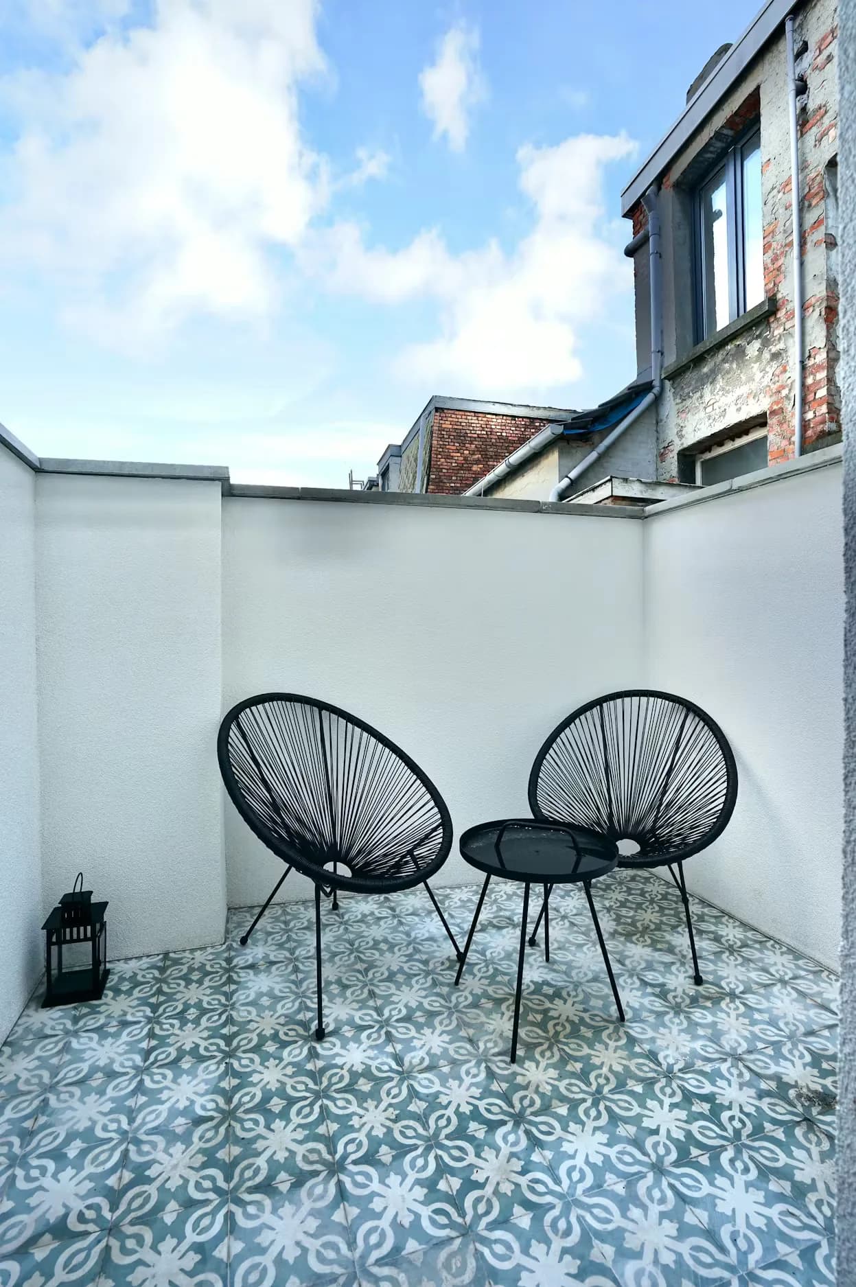 1. Co-living room Street Side thumbnail 9