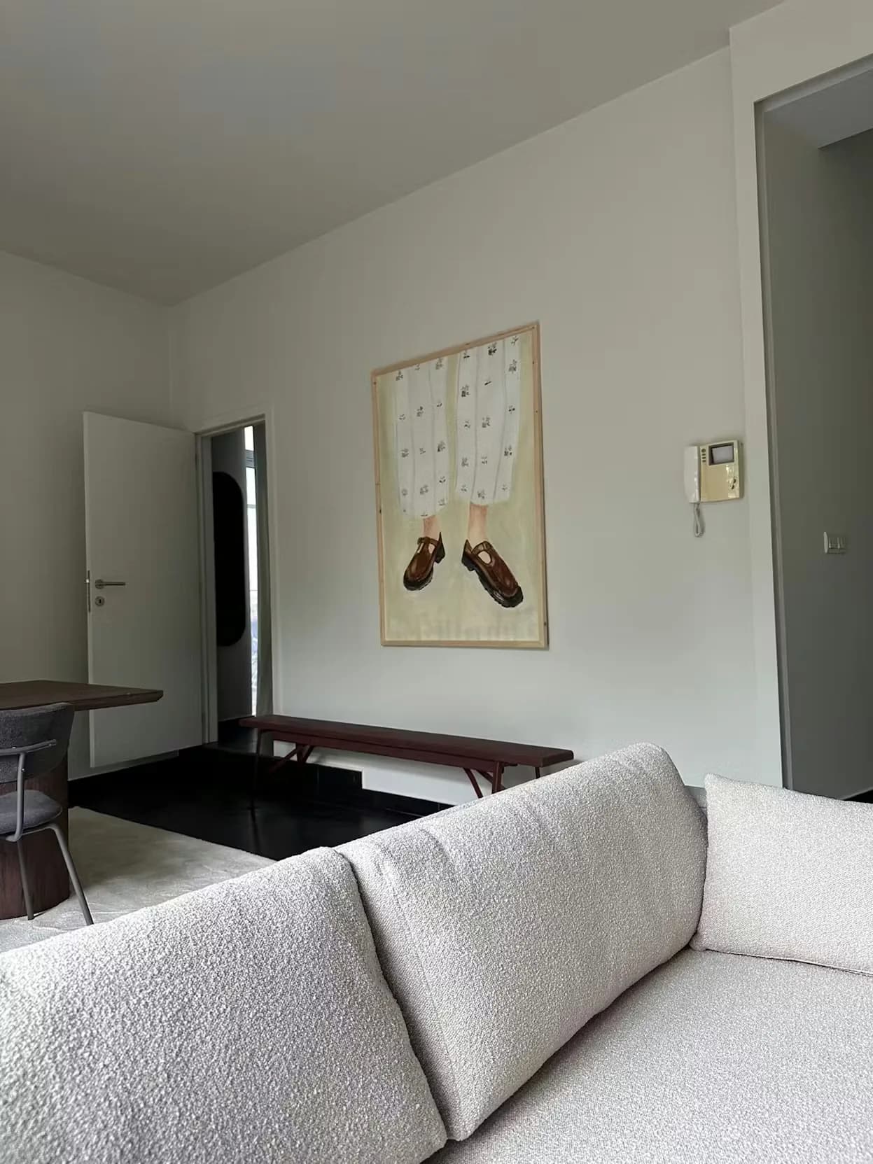 Room 3 thumbnail 6