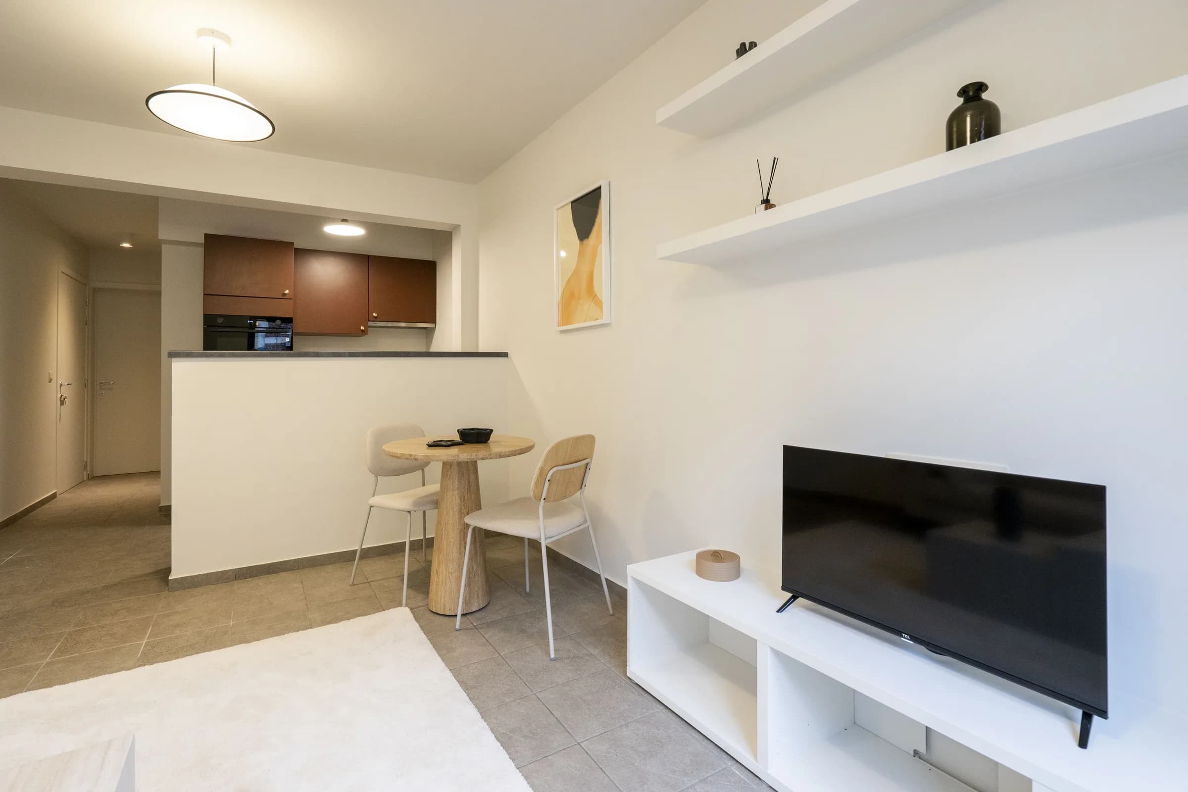 7. Private apartment, street-side thumbnail 6