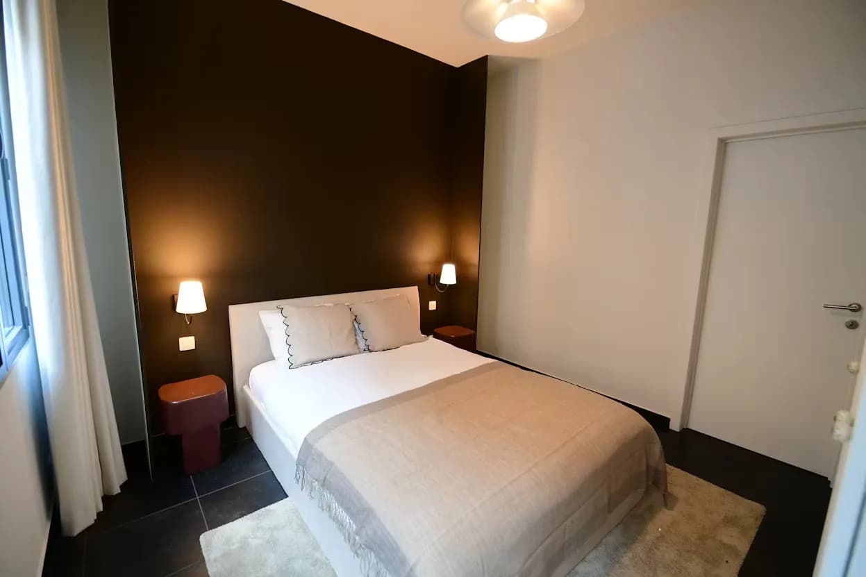 8.  Rooftop Apartment. Room 2 thumbnail 17
