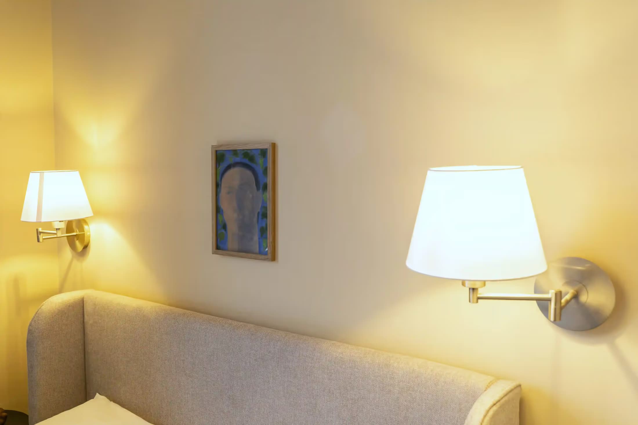 Room 7 thumbnail 2