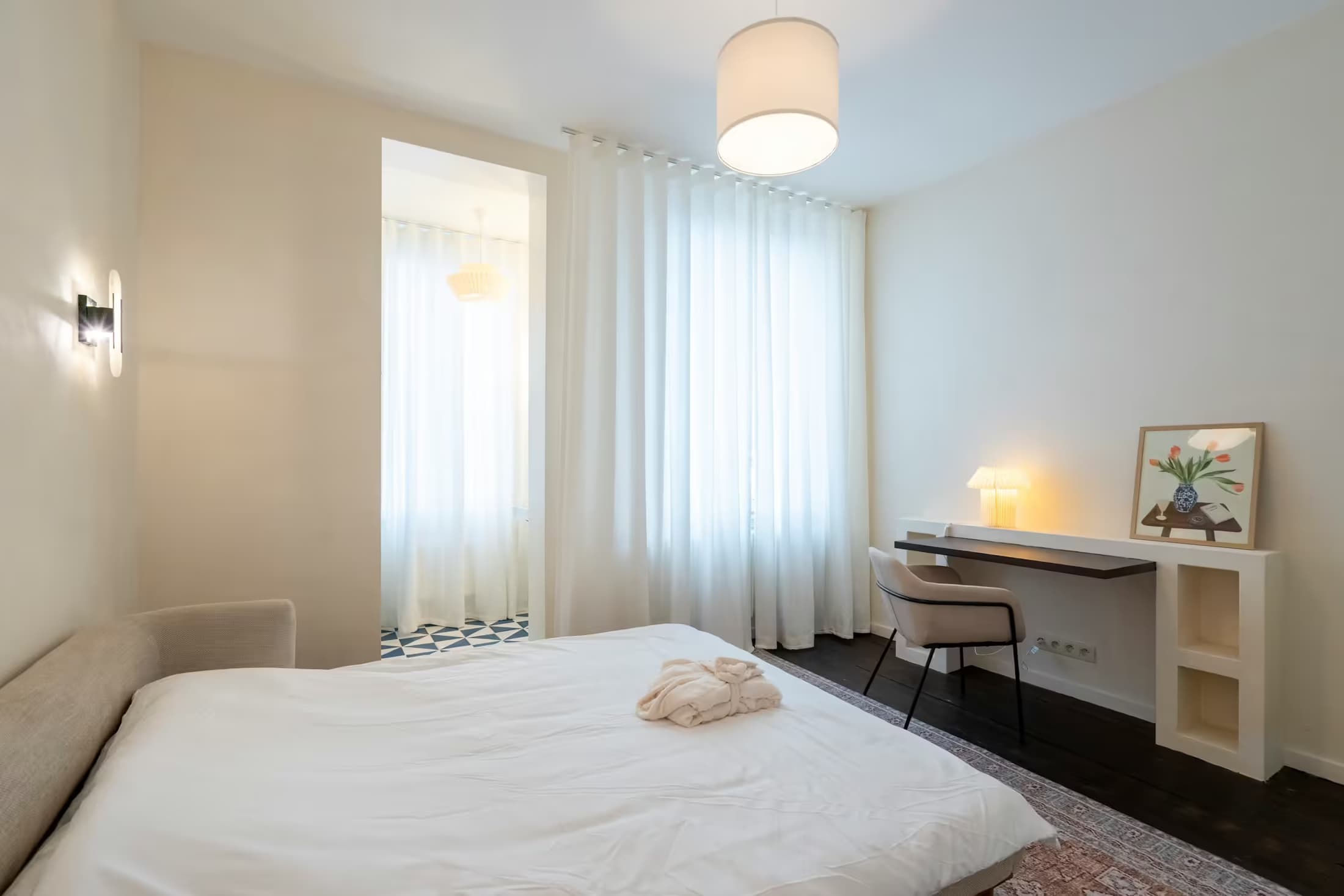 2. Coliving room – Street Side