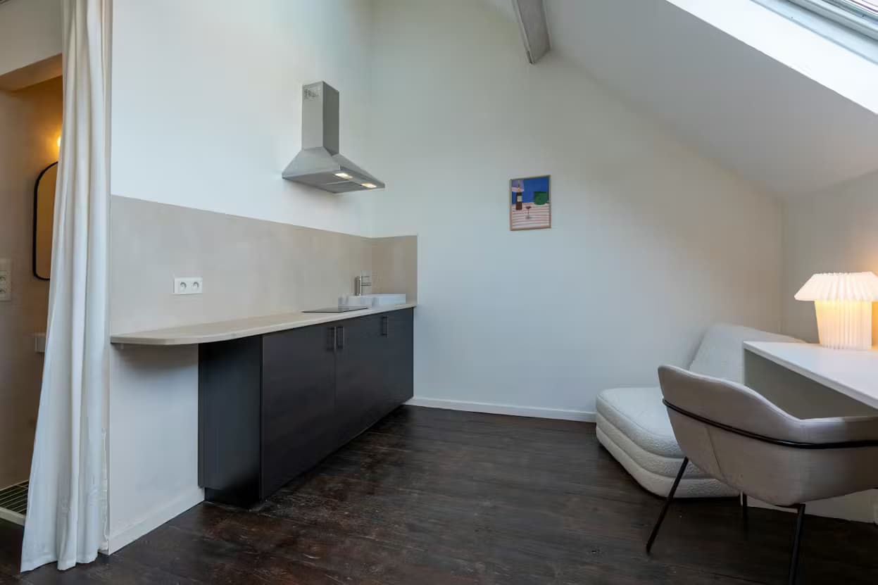 8. Coliving room – Street Side thumbnail 2