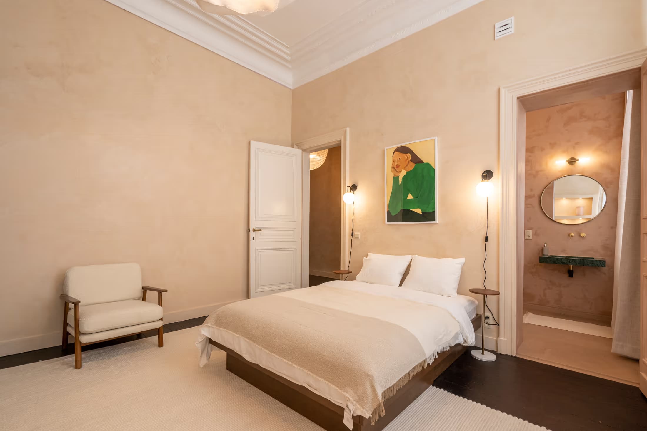 1. Co-living room – Street Side photo 1