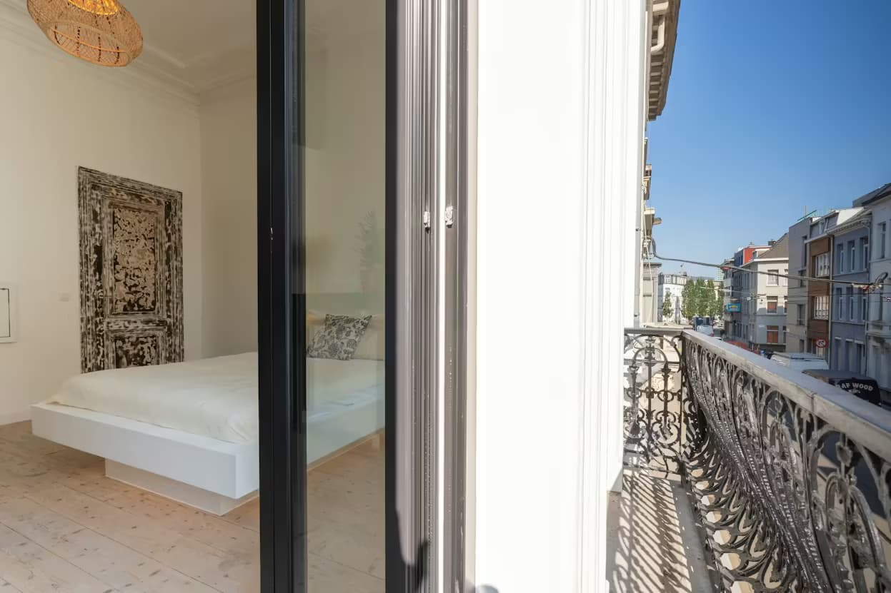 1. Co-living room – Street Side thumbnail 3
