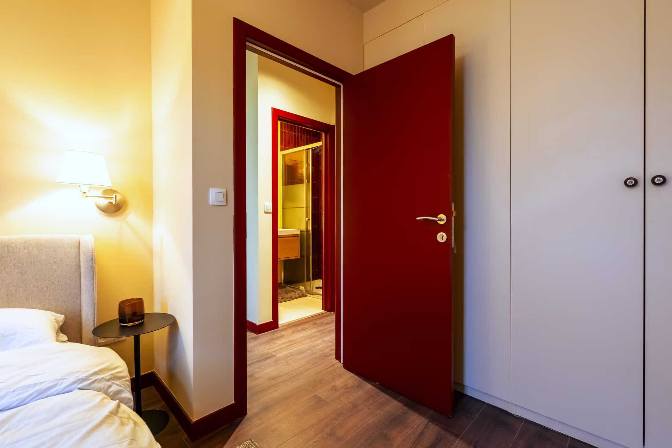 Room 7 thumbnail 6